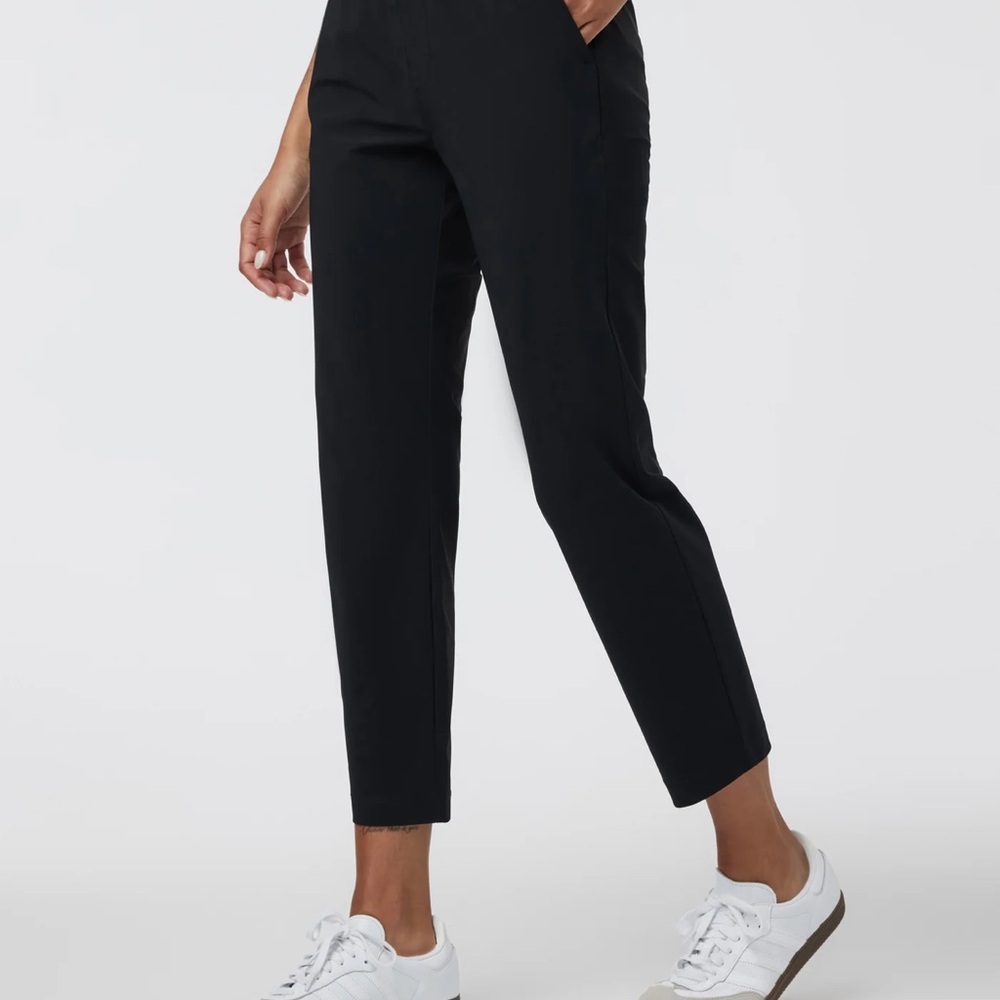 Vuori Women’s Black Miles Ankle Pant